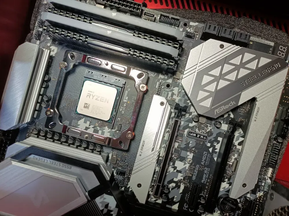 自作PC Ryzen 5 5600X + RTX2060 ジャンク品 自作PC Ryzen 5 5600X + RTX2060 ジャンク品